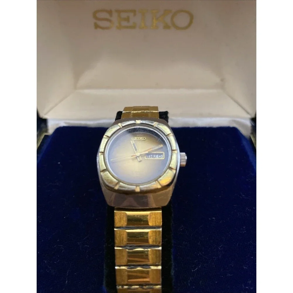 Vintage Seiko Women’s Automatic Watch  Writhing With Box